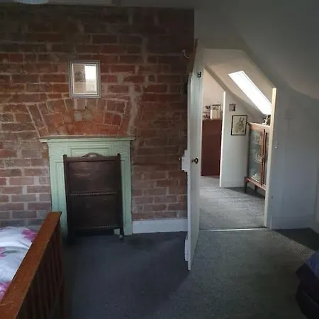 Дом отдыха Knockanree Cottage-quiet, Tranquil Country Hideaway Авока